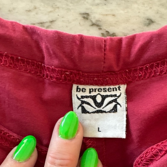 Women's Red Split Hem Capris - Picture 2 of 5